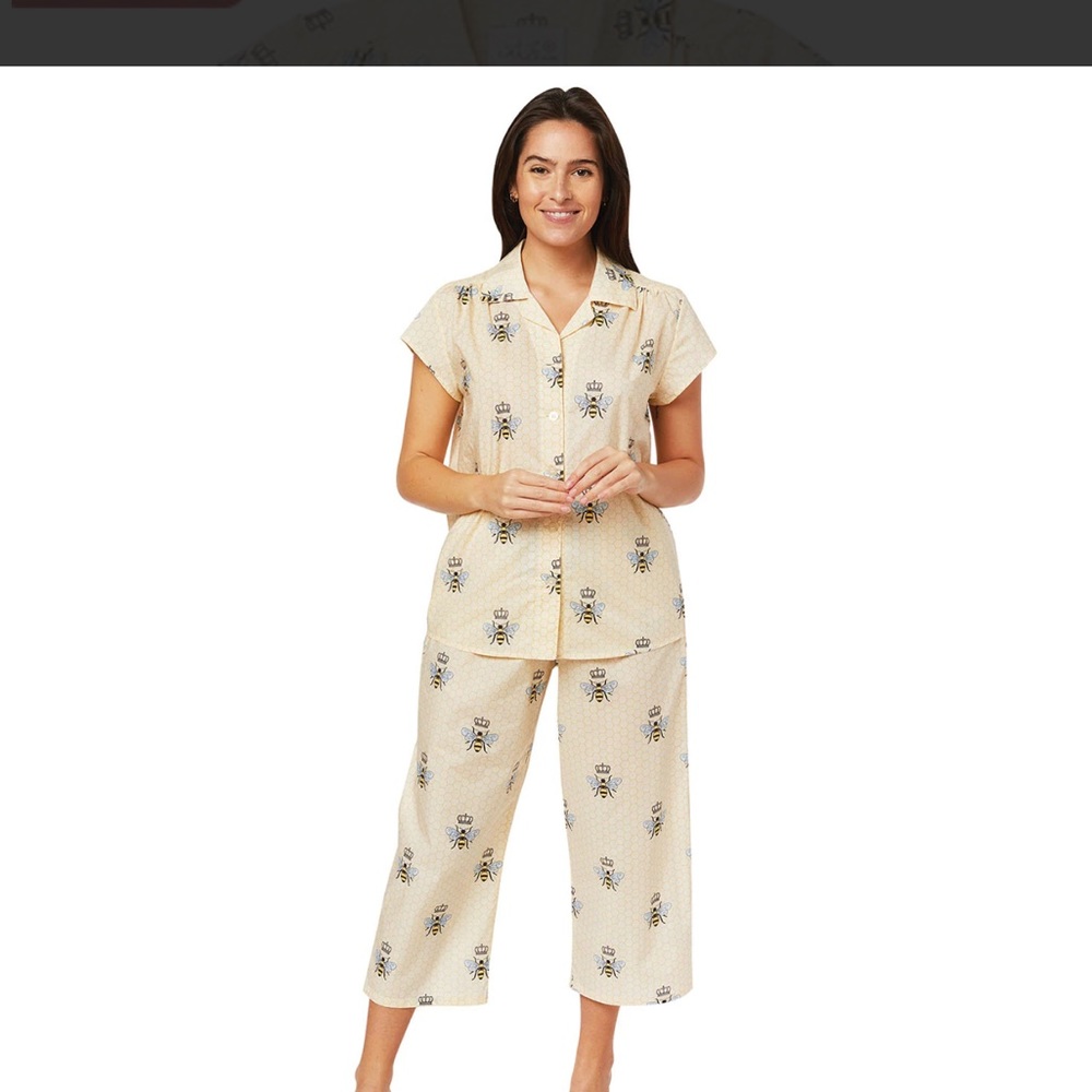 The Cats Pajamas “Queen Bee” sleep set size M